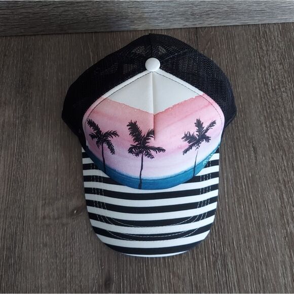 Roxy Sunset Palm Trucker Hat - Picture 2 of 5